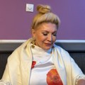 "Rekla sam ćerki da neće imati mnogo pomoći od majke" Suzana Mančić postala baka, a sad ovako priča: "Sve sam zaboravila…