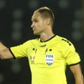 Nenad Minaković sudi meč između Škotske i Švajcarske u Ligi nacija