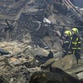 Ruski udari avio-bombama na Slavjansk, oštećene i uništene zgrade
