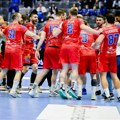 Šampionski doček Na Slanoj bari: Rukometaši Vojvodine doneli trofej Kupa EHF u Novi Sad (video)
