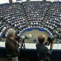 Osude EU i Prištine, tražene mere protiv Srbije i povlačenje Lajčaka: Burna rasprava u EP o KiM