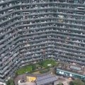 Zgrada u kojoj živi 20.000 ljudi: Stanari imaju sve, ne moraju da izlaze napolje