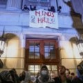 Bela kuća kritikuje zauzimanje zgrade fakulteta na propalestinskim protestima