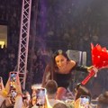 Ceca u Kraljevu: Iskrena emocija spaja, a publika sve oseća