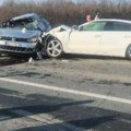 Prve fotografije užasa kod Šapca: Dve žene poginule na licu mesta, dvoje prevezeno u bolnicu
