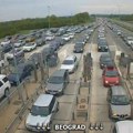 Užas na ulazu u Beograd: Saobraćajna nezgoda kod Bubanj Potoka i nepregledne kolone vozila na naplatnim rampama