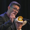 Laburista Endi Barnam pobedio na lokalnim izborima u Britaniji