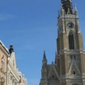 Grafit sa natpisom "Bulevar Ratka Mladića" osvanuo u Novom Sadu
