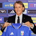Mančini se nada da će pridobiti navijače Italije koji su i dalje ljuti na njega