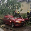 Невреме у Србији; ватрогасци евакуишу и спасавају широм земље