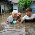 "Ne mogu više ni da plačem od tolike tuge": Više od 6.000 ljudi u Rumuniji evakuisano zbog poplava