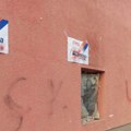 Na kući Jankovića u selu Bušince ispisani grafiti UČK