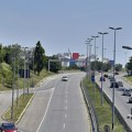 Opet divljanje na Mišeluku - BMW bez kontrole sleteo s puta velika opomena (video)