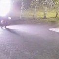 Huligan uništio spomenik ruskim herojima: Sada mora na robiju, beg mu nije uspeo (video)