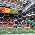 Goleada u Hjustonu: Holandija "petardom" protiv Švedske proslavila ulazak u klub "100".
