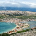 (Video) Zaplenjena veća količina droge na Pagu, bila namenjena za prodaju na letnjim festivalima i žurkama