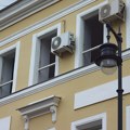 Dok gradovi gore, klima-uređaji rade punim kapacitetom. Rešavamo li problem ili ga produbljujemo?