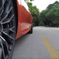 Primetili ste plastičnu flašu uz točak automobila? Nikako ne izlazite iz kola bez ključa, evo o čemu se tačno radi