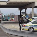 Uhapšen državljanin Srbije u Sloveniji: Pokušao da prokrijumčari 99 migranata u kamionu