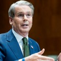 Vašington steže obruč oko Teherana: Besent tvrdi da američke sankcije daju rezultate