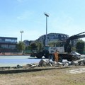 Zbog izgradnje spomen-parka uklanjanje tri teniska terena koji su pripadali klubu Đokovića