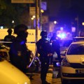 Napadač iz centra Beograda nije bio sam: Nožem ubo mladića (25) u grudi, pa pobegao: Policija traga za još 3 osobe