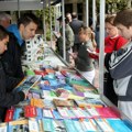 Pernat (SSP): Gradska vlast u Zrenjaninu nudi osnovcima najskuplju opciju paketa udžbenika