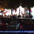 VIDEO Direktori, funkcioneri i simpatizeri ispred prostorija SNS u Šapcu, skandirali građanima „ustaše“