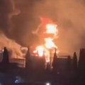 (Видео) Украјиници жестоко напали Русију! Масовни удари широм земље, гори велико складиште нафте, обустављени летови