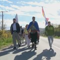 Prkose zaustavljanju, pretresu, prijavi: Studenti gaze kilometre ka Novom Sadu