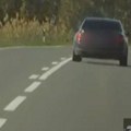 (Video) Još jedna smrtonosna vožnja Jurio putem Kovin–Pančevo brzinom preko 230 kilometra na sat