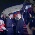 Pogledajte - Dolazak Putina u Peking: Doček uz sve pročasti (video)