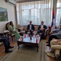 Deponije u blokadi, zvaničnici se nadgornjavaju