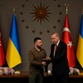 Erdogan sa Zelenskim: Ukrajina zaslužuje članstvo u NATO-u