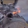 Pogledajte - redak snimak uništenja aviona u letu: Ukrajinci oborili svog lovca-bombardera (video)