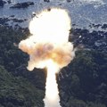 Eksplozija iznad Japana Lansirali raketu sa satelitom, sekund kasnije delovi su padali sa neba