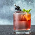 Barmeni kažu da je Blackberry Bourbon Smash koktel leta!