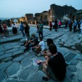 Erotski mozaik iz rimskog doba koji su ukrali nemački nacisti vraćen u Pompeju