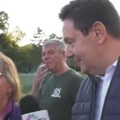 Šarović se konačno vratio i "razvalio" SNS, policija morala da oduzme auto vlasniku KTV (video)