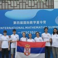 (Foto) Od prvih zadataka do svetskih medalja: Kako se đaci Matematičke gimnazije spremaju za olimpijade
