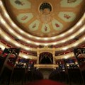 Panika u Boljšoj teatru: Aktivirali se alarmi, hitno evakuisano 2.000 ljudi! (video)