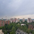 U Srbiji danas oblačno, toplo i sparno vreme ponegde sa kišom, na jugozapadu grad