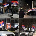 Slavlje na ulicama Kosovske Mitrovice: Kolone sa trobojkama, pevaju se tradicionalne srpske pesme