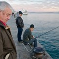 Deka (76) ribar ulovio neman pa je pustio nazad - ubrzo je zažalio zbog toga jer niko mu nije verovao šta je izvadio iz vode