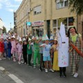 Spisak nagrađenih: Tradicionalni maskenbal „U bajci stanujem“ okupio više od 500 mališana u Sremskoj Mitrovici