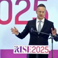 Žena osnova jake porodice Sijarto: Mađarska i Srbija imaju iste porodične vrednosti