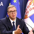 "Naša trobojka je simbol slobode i ponosa" Vučić: Dan srpskog jedinstva podseća na snagu koja je uvek bila u zajedništvu