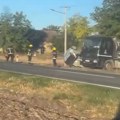 Preticanje autobusa se pretvorilo u horor kod Subotice! Žena (31) poginula na licu mesta: Zabila se u kamion, auto se prevrnuo…