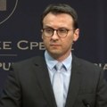 Gradi karijeru preko ženine kecelje, a sad bi i preko Vučića Petković razorio muža Vjose Osmani: Samo neka gleda Vučića…