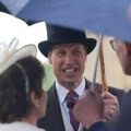Princ Vilijam ne skida osmeh s lica: Došao na proslavu bez Kejt, koja se bori s rakom, a ni Čarlsa nema na vidiku (foto)